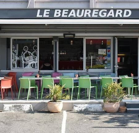 Отель Le Beauregard Бриве-ла-Гаилларде Экстерьер фото